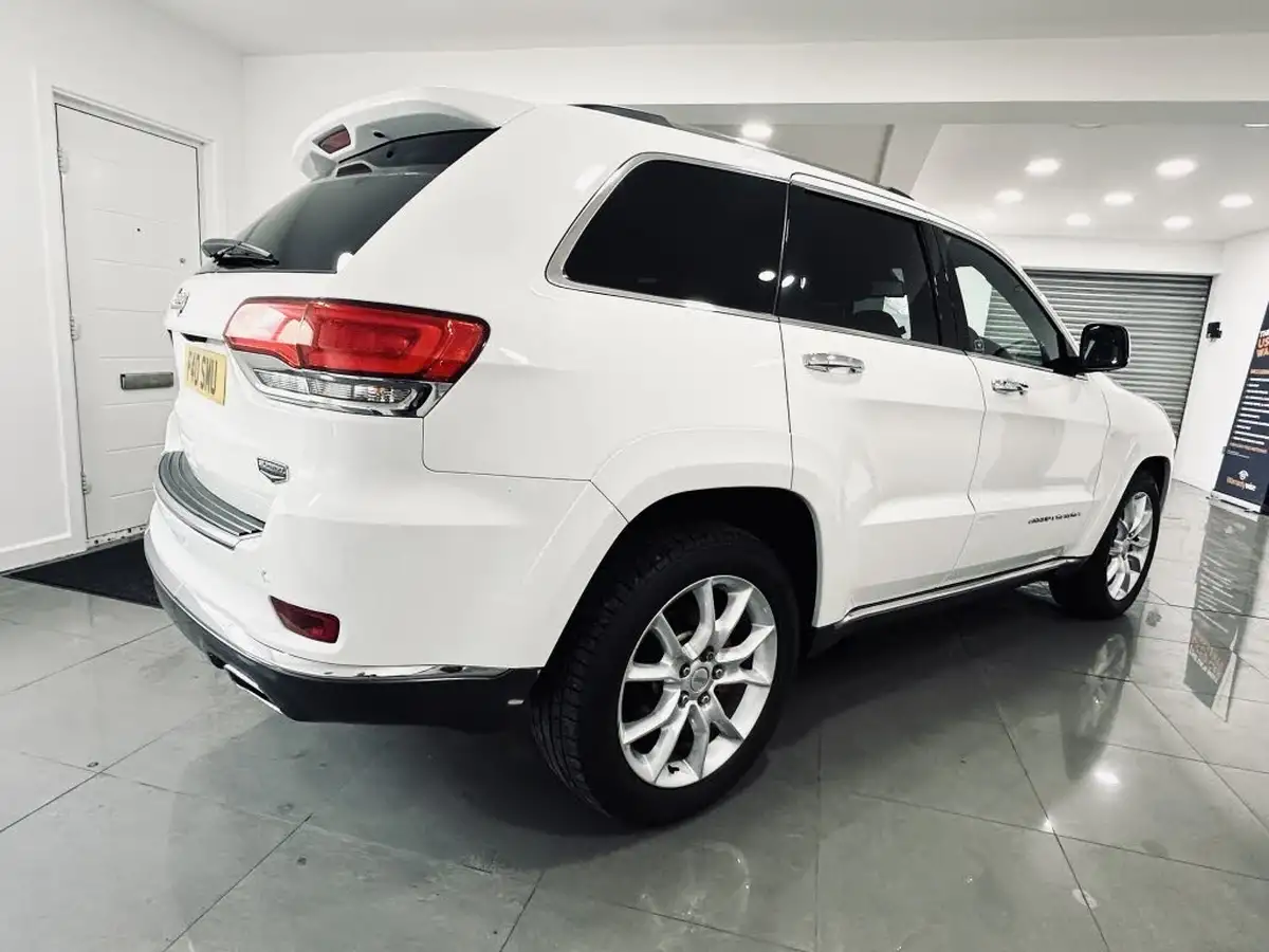 2014-jeep-grand-cherokee-30crd-summit-big-3