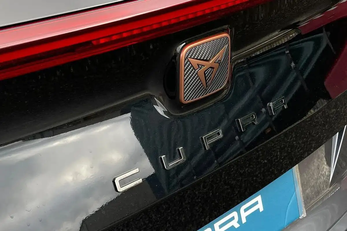 2024-cupra-formentor-20-tsi-vz3-310ps-4drive-big-29