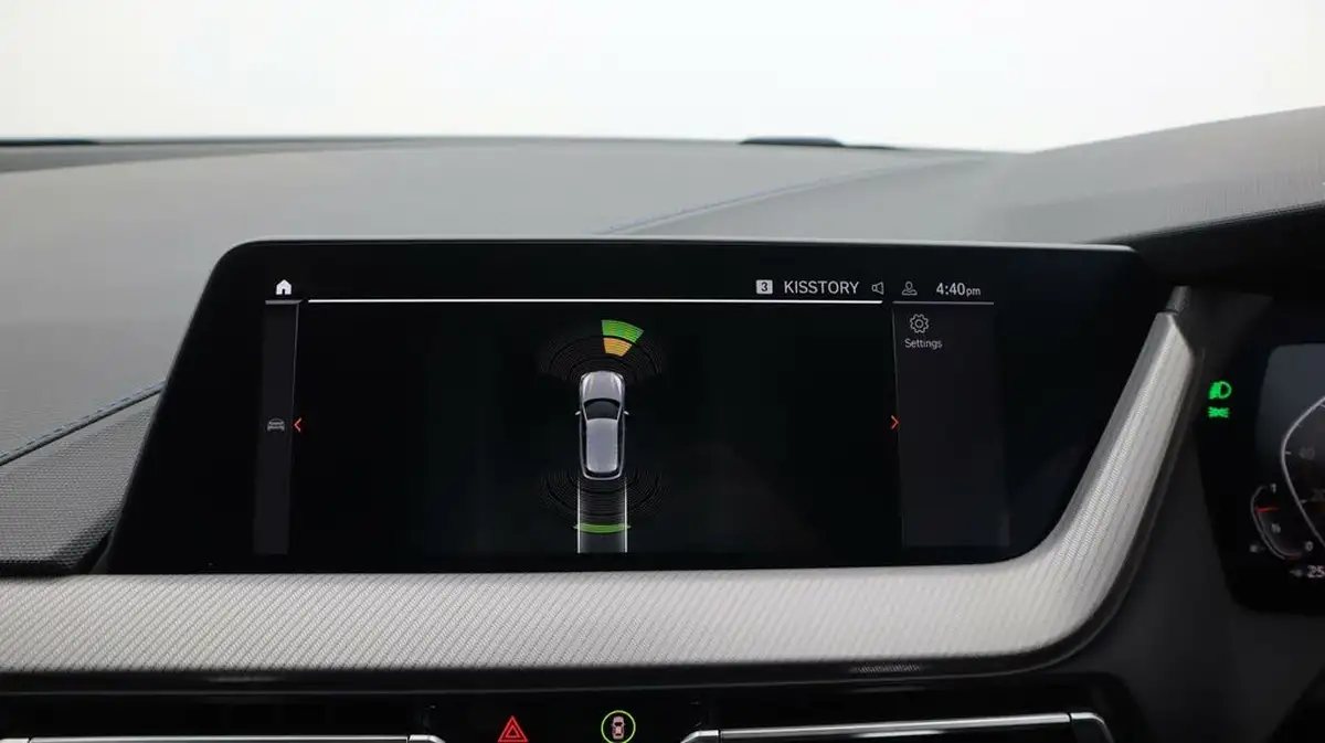 2023-bmw-1-series-15-118i-m-sport-lcp-dct-big-23