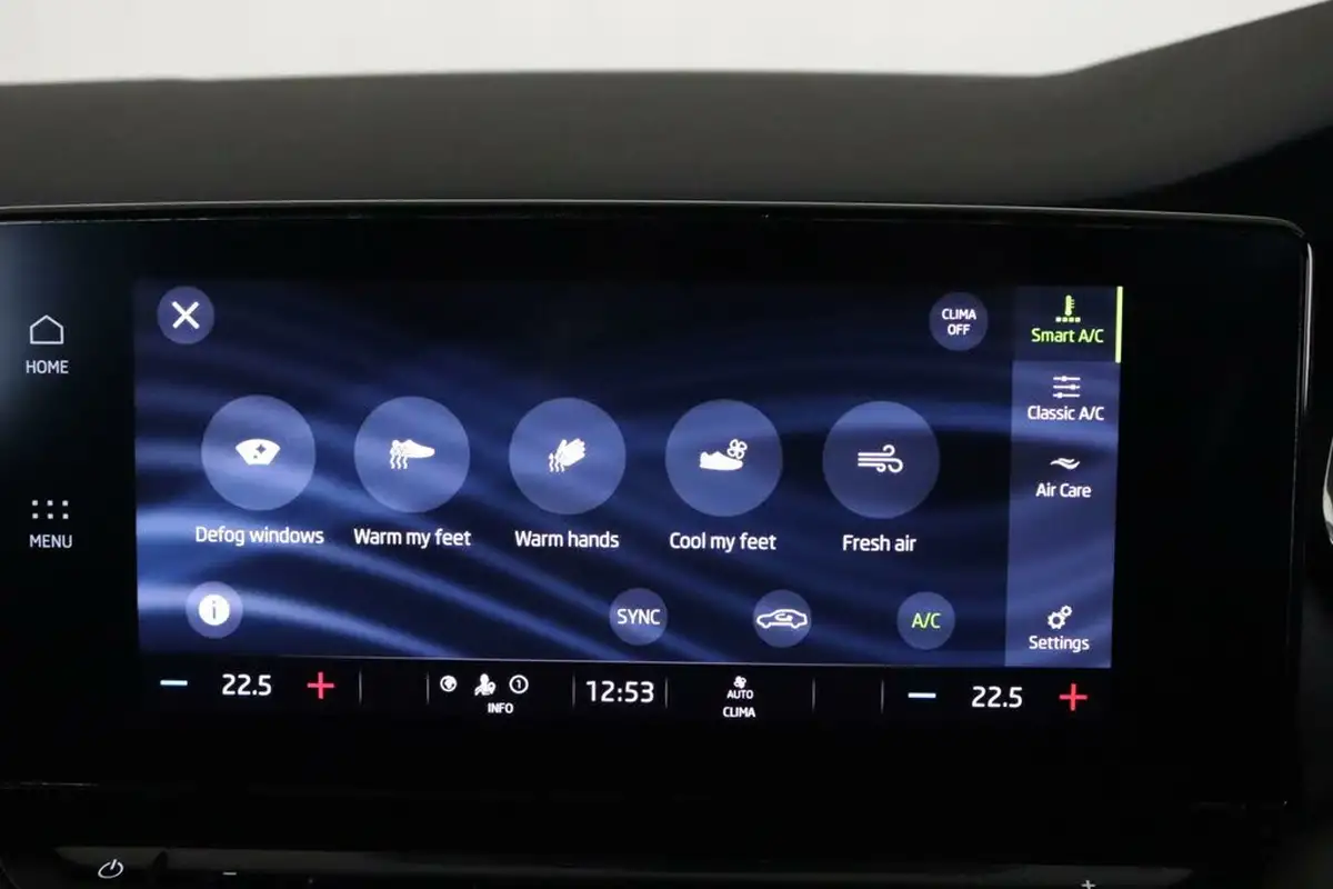 2021-skoda-octavia-10-tsi-se-technology-hatchback-big-25