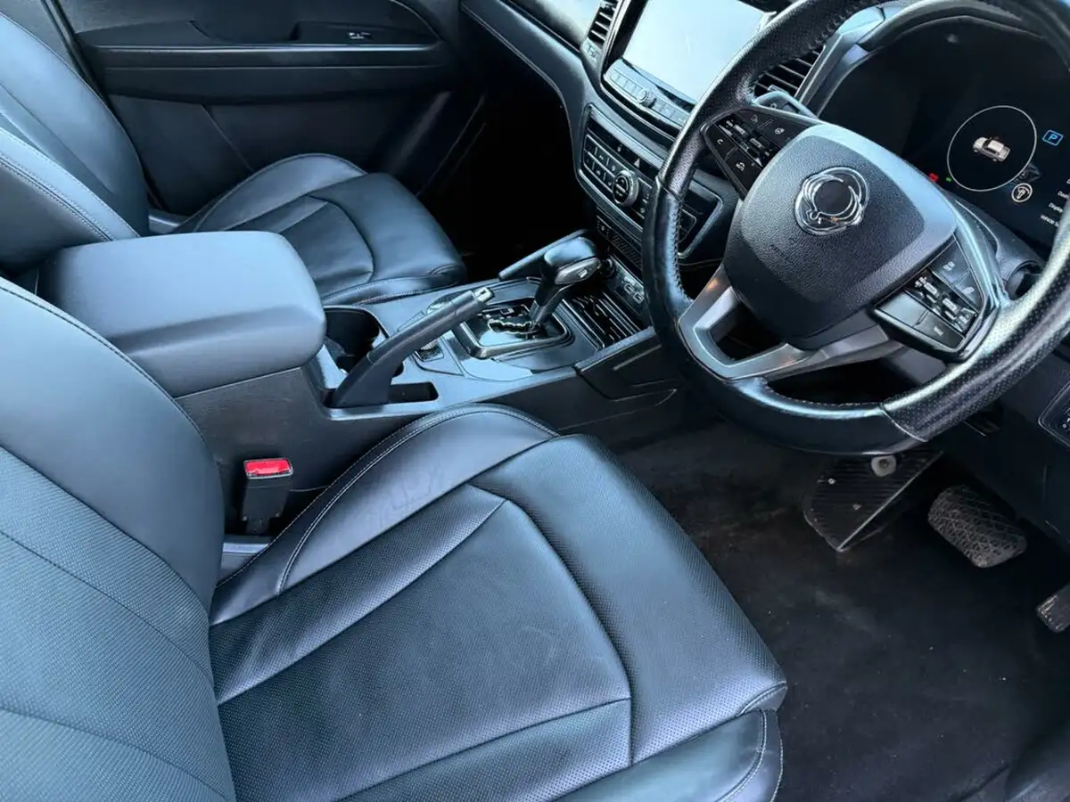 2022-kgm-ssangyong-musso-22td-saracen-202pseu6d-big-21