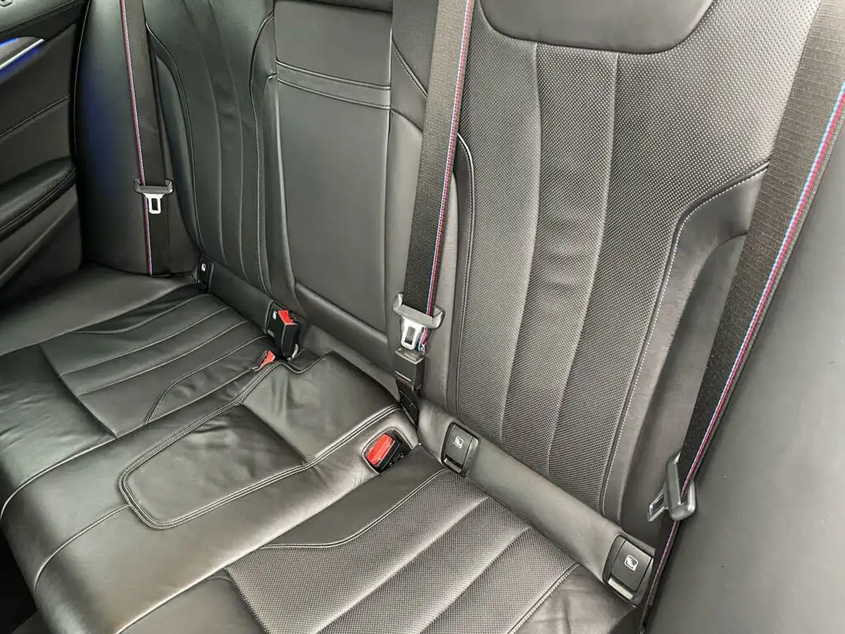 2021-bmw-5-series-44-m5-competition-big-29