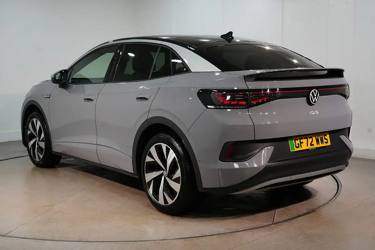 2022-volkswagen-id5-e-style-174ps-big-6