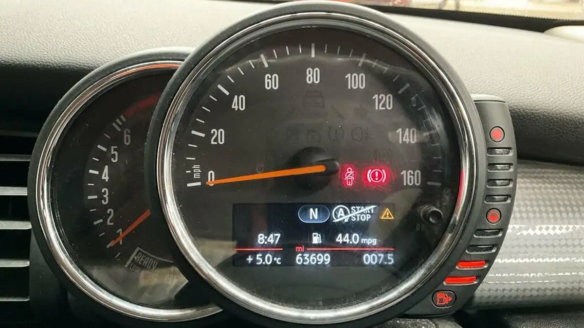 2016-mini-cooper-12-one-3d-big-6