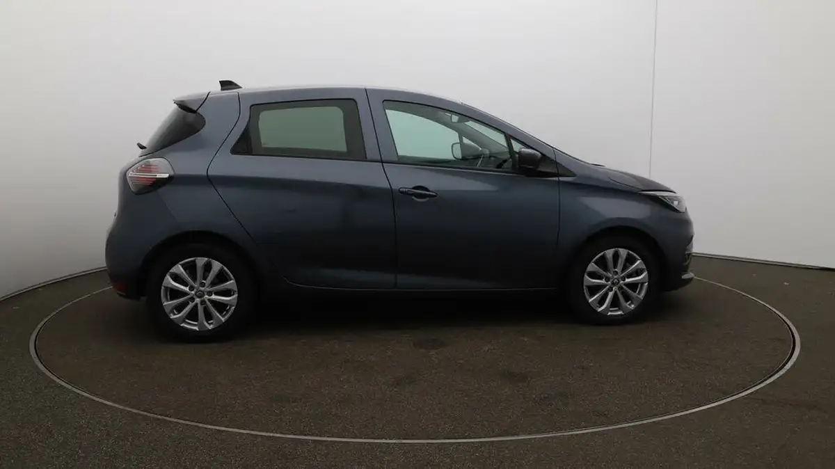 2021-renault-zoe-e-gt-line-big-41
