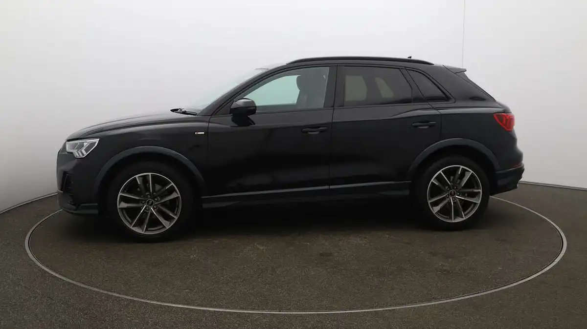 2021-audi-q3-15-35-tfsi-black-edition-codcomfort-sound-pack-station-wagon-big-64