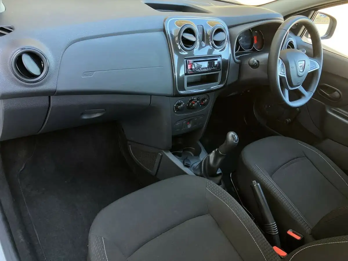 2017-dacia-sandero-10-sce-access-big-6