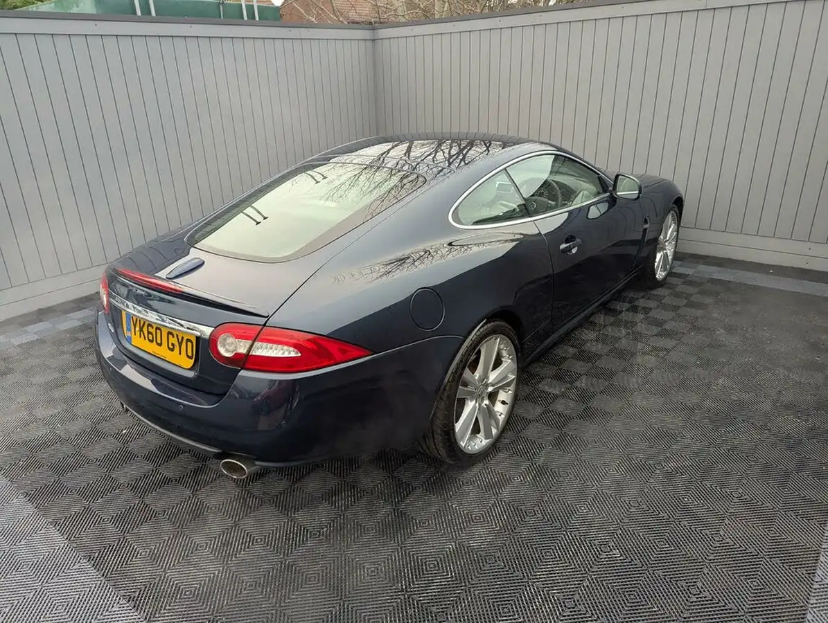 2010-jaguar-xk-50-portfolio-coupe-big-51