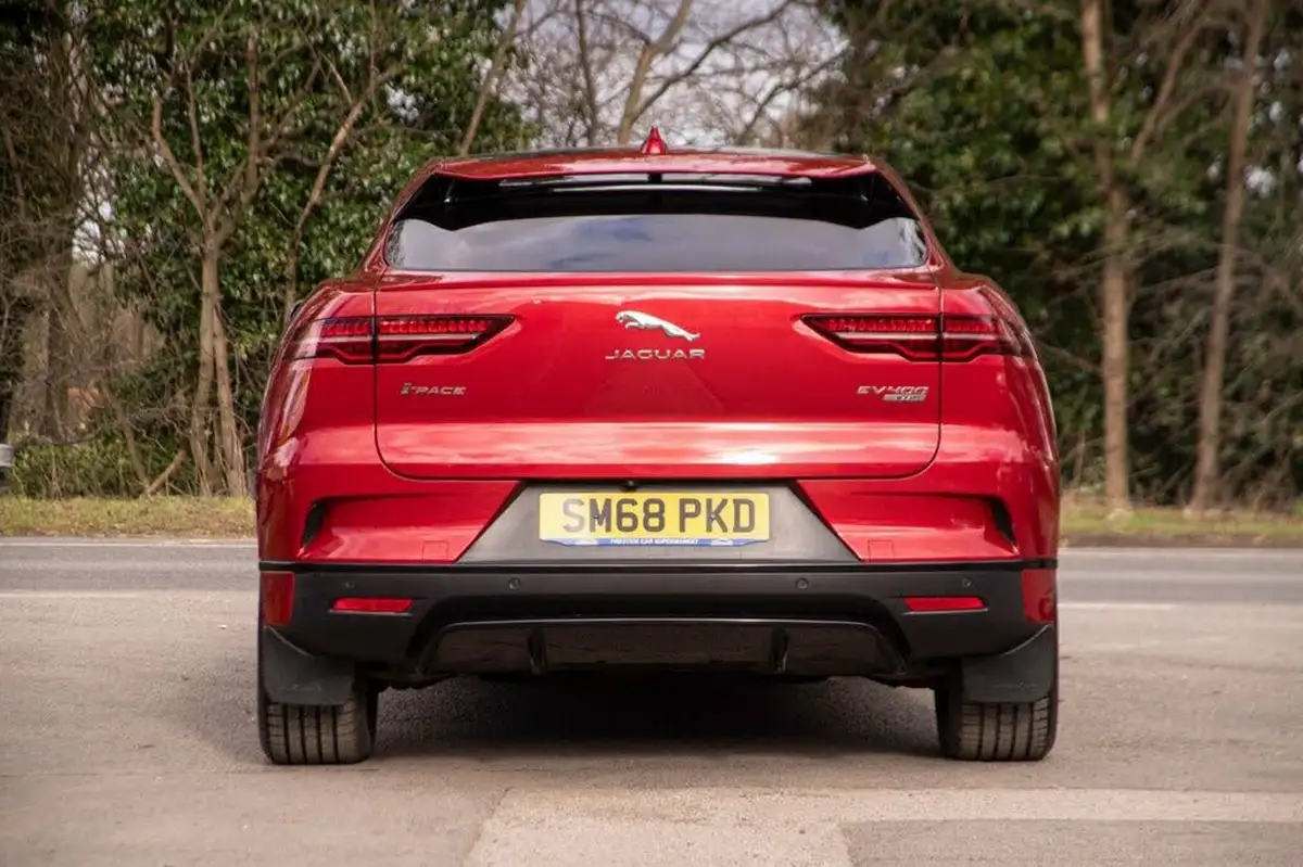 2018-jaguar-i-pace-ev400-hse-big-4
