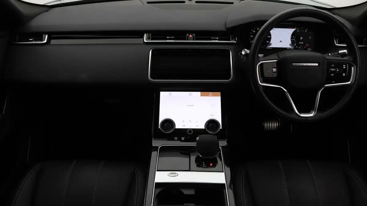2021-land-rover-range-rover-velar-20-d200-velar-edition-big-13
