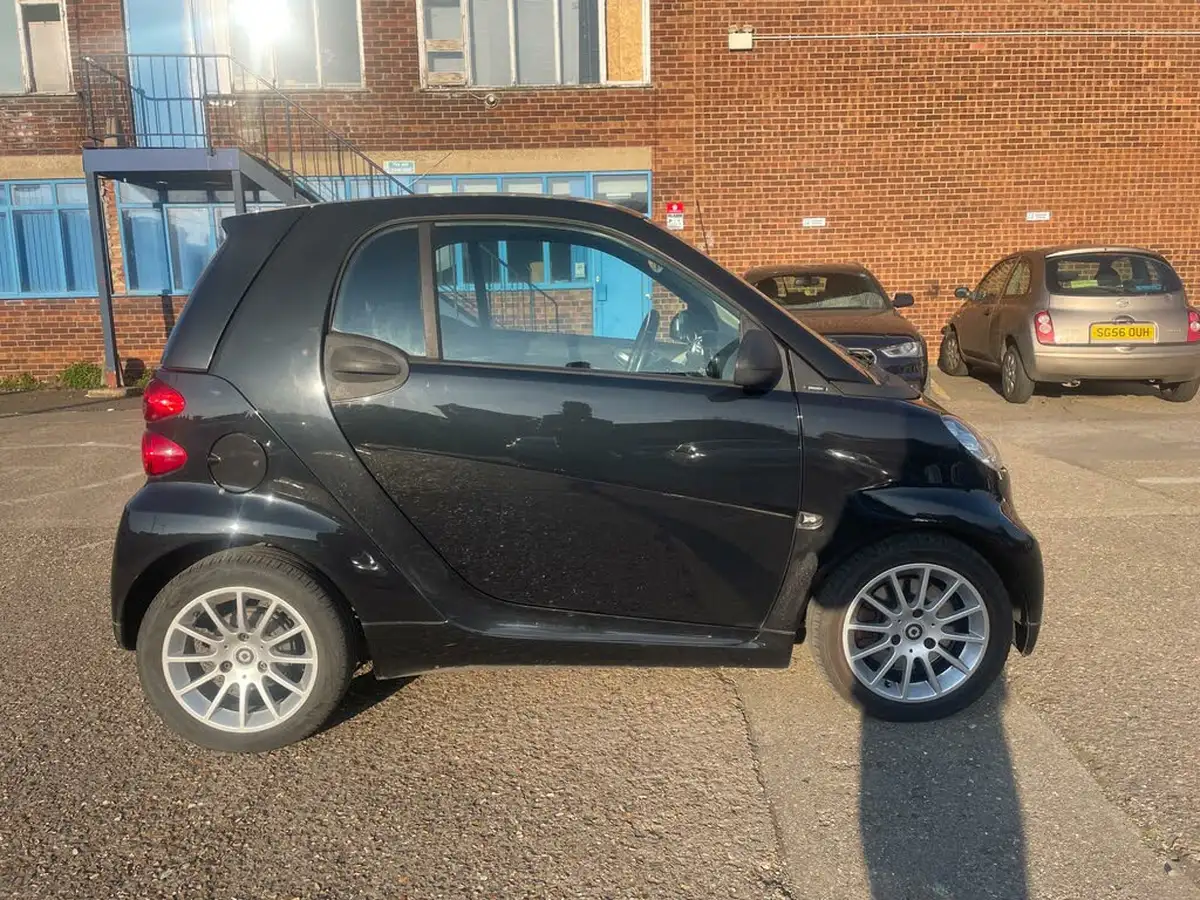 2012-smart-fortwo-10-passion-71bhp-coupe-softouch-big-7