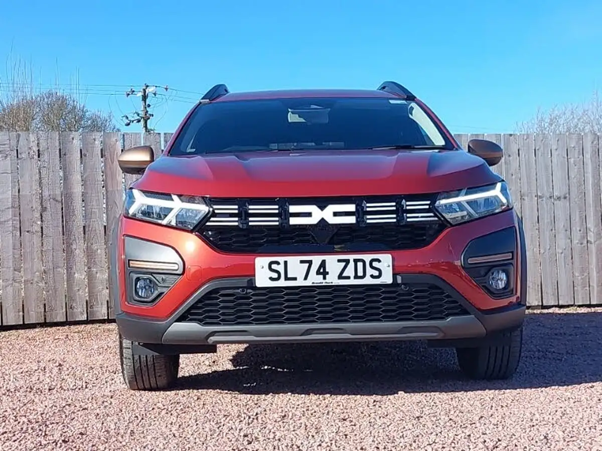 2024-dacia-jogger-16-tce-extreme-big-18