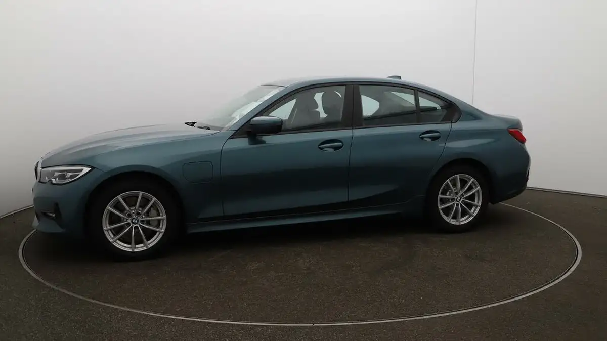 2020-bmw-3-series-20-330e-se-pro-saloon-4d-big-57