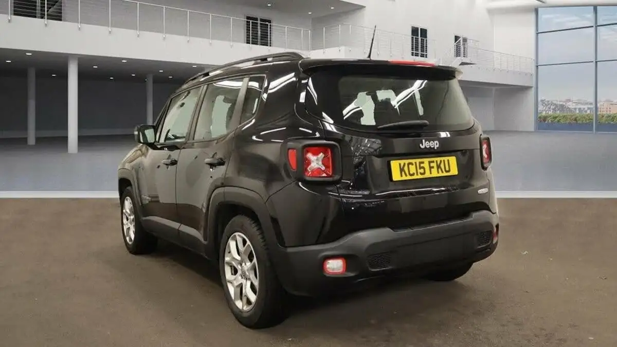 2015-jeep-renegade-14-multiair-ii-longitude-big-4
