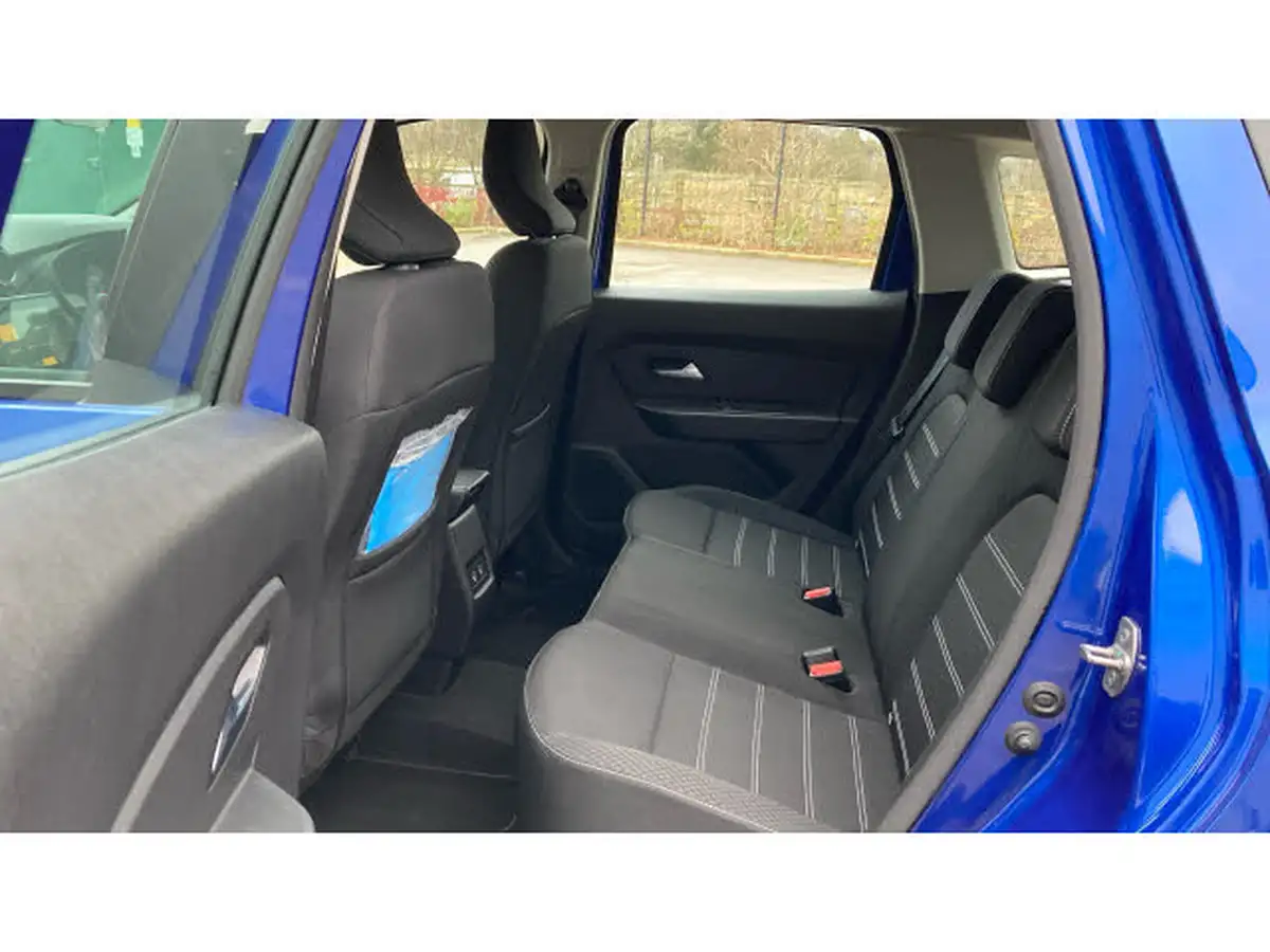 2022-dacia-duster-13-tce-comfort-130hpeu6d-4x2-window-van-big-15