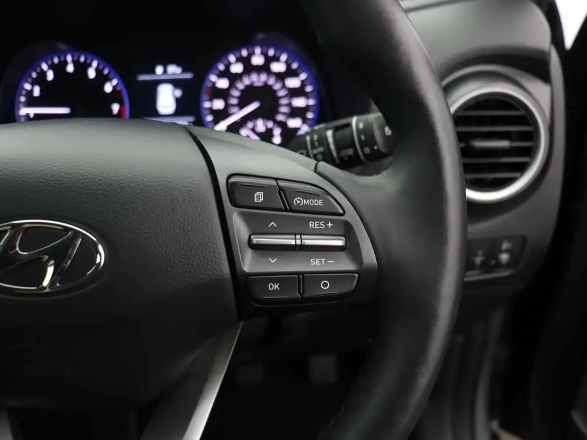 2019-hyundai-kona-10-t-gdi-premium-se-1-tone-roof-big-14