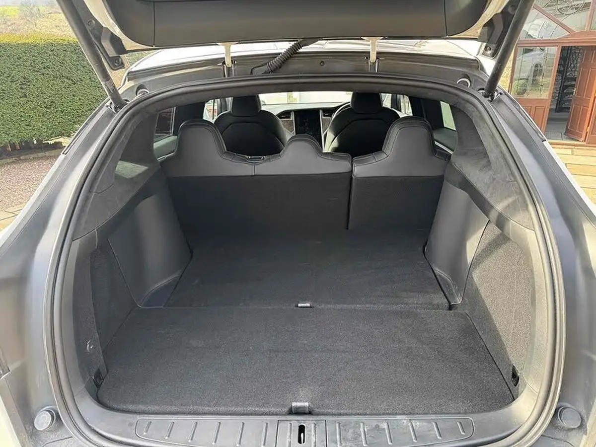 2020-tesla-model-x-e-long-range-big-60