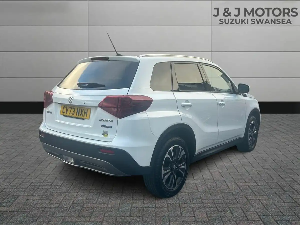 2023-suzuki-vitara-15-sz5-big-6