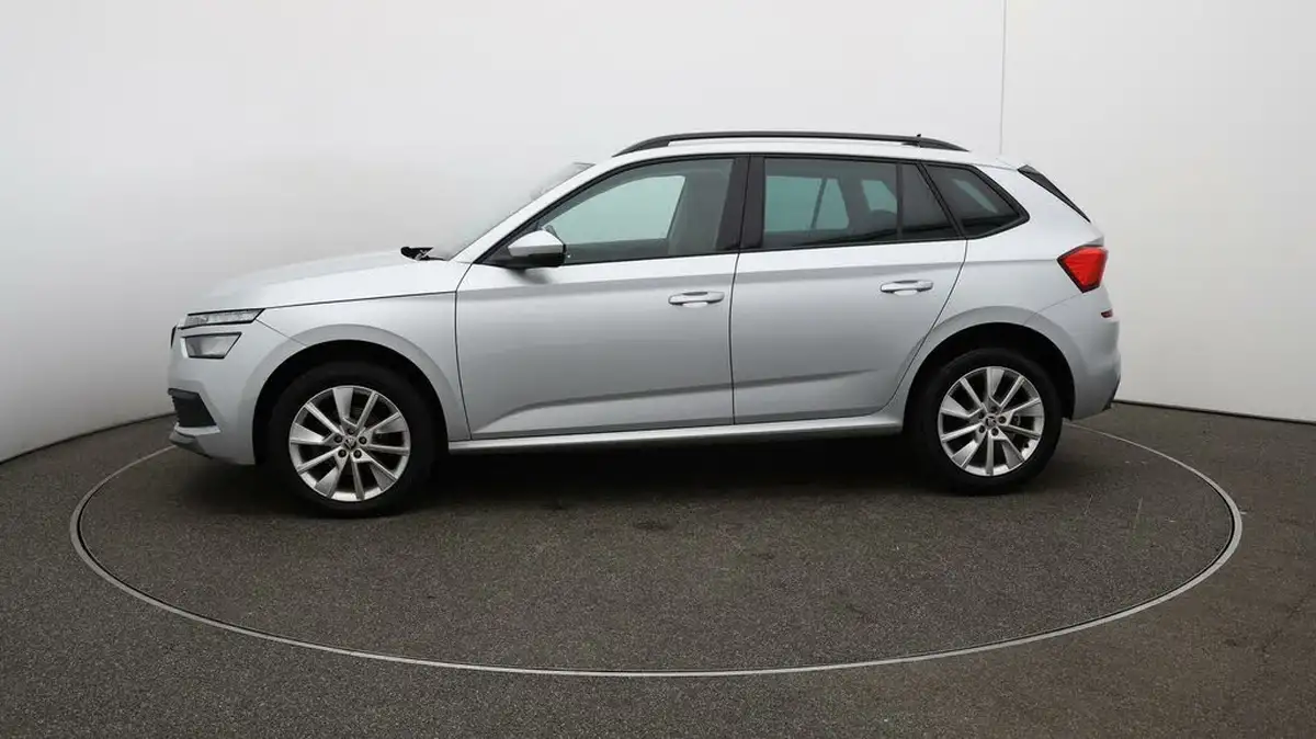 2022-skoda-kamiq-10-tsi-se-drive-111ps-big-3