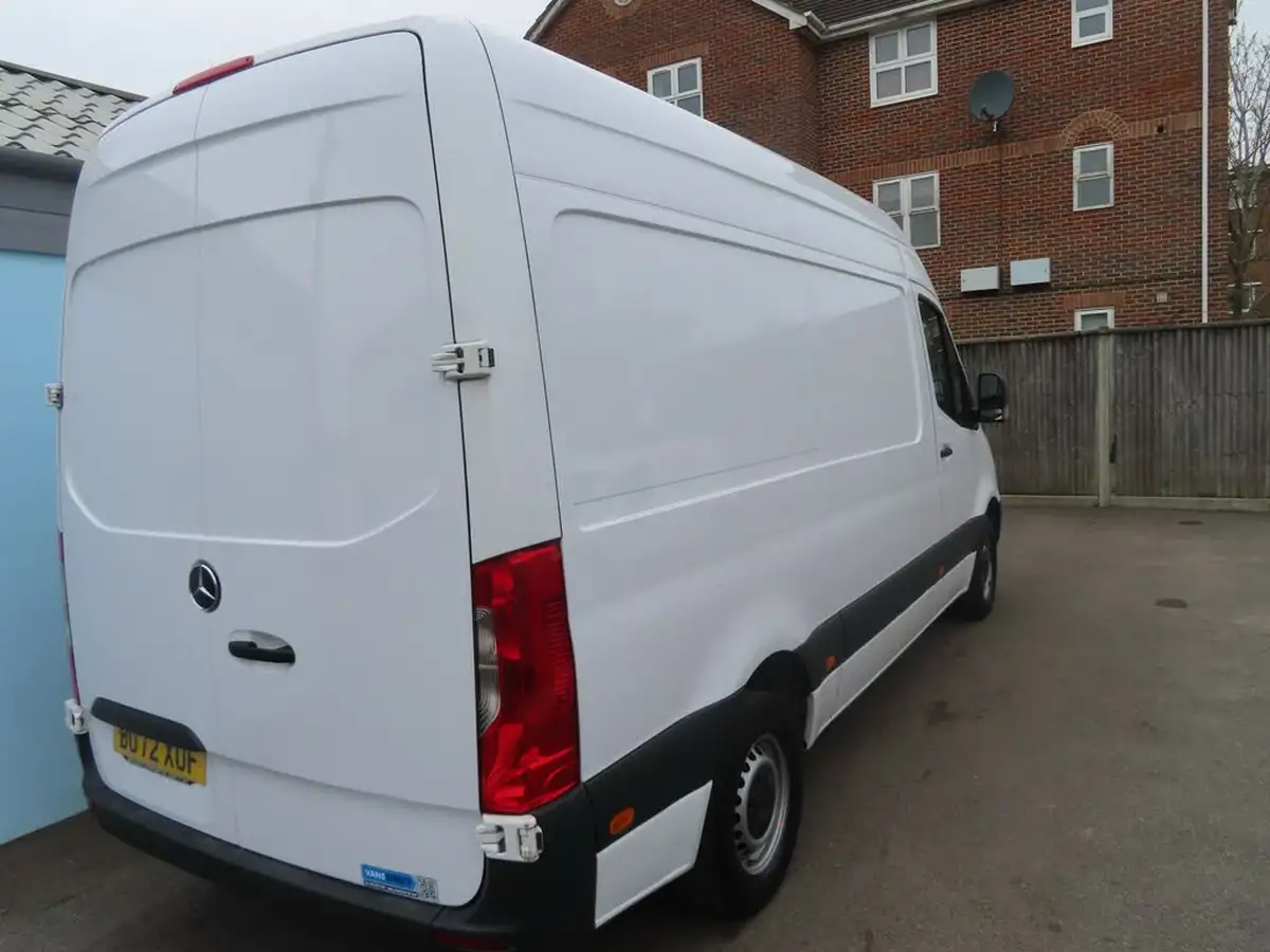 2022-mercedes-benz-sprinter-20cdi-315-l3h2-progressive-150pseu6d-panel-eco-gear-360-big-20