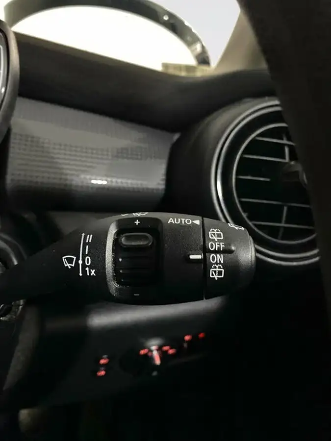2020-mini-cooper-15-cooper-classic-hatchback-3d-big-18