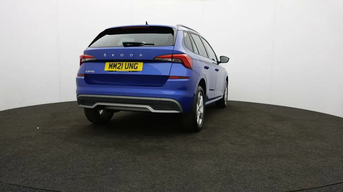 2021-skoda-kamiq-10-tsi-se-drive-109ps-dsg-big-79
