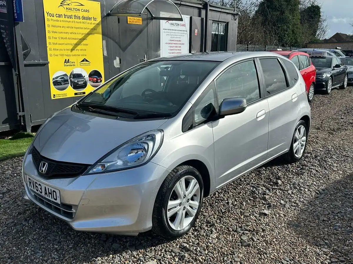 2013-honda-jazz-14-es-plus-big-3