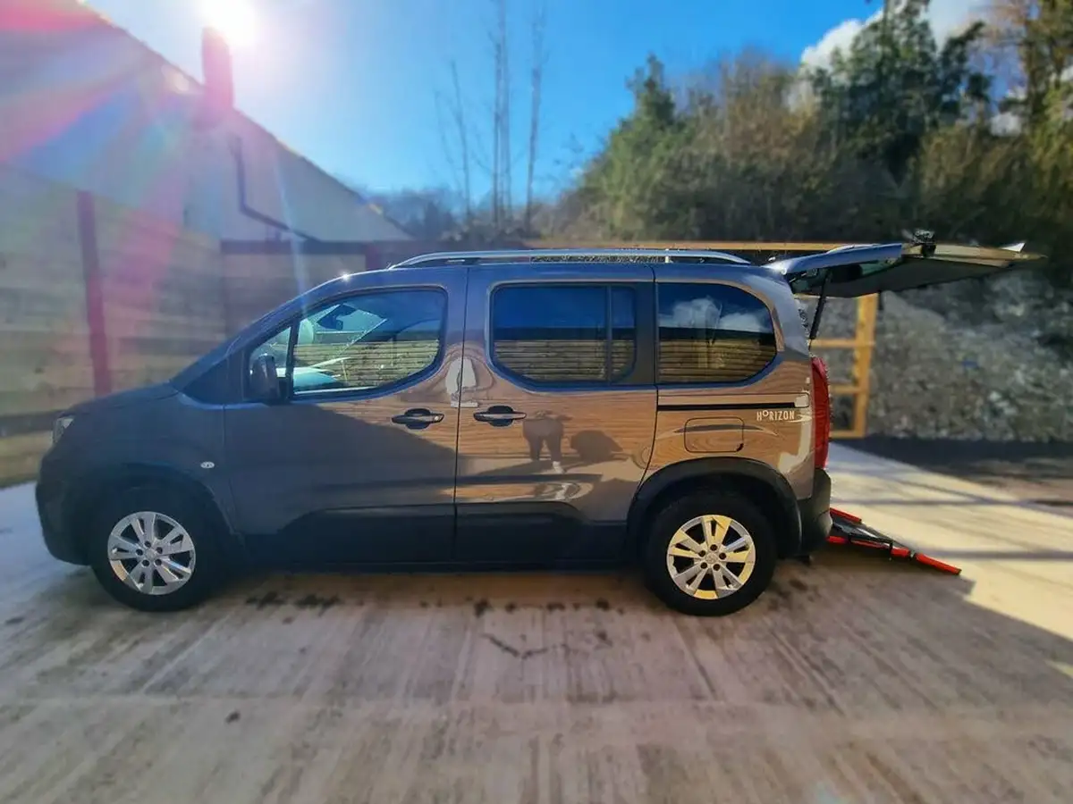 2019-peugeot-rifter-15-bluehdi-allure-100bhp-standard-big-16