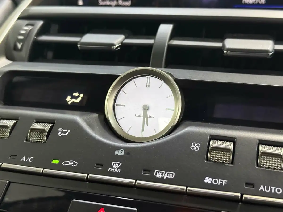 2019-lexus-nx-300h-25-takumi-big-50