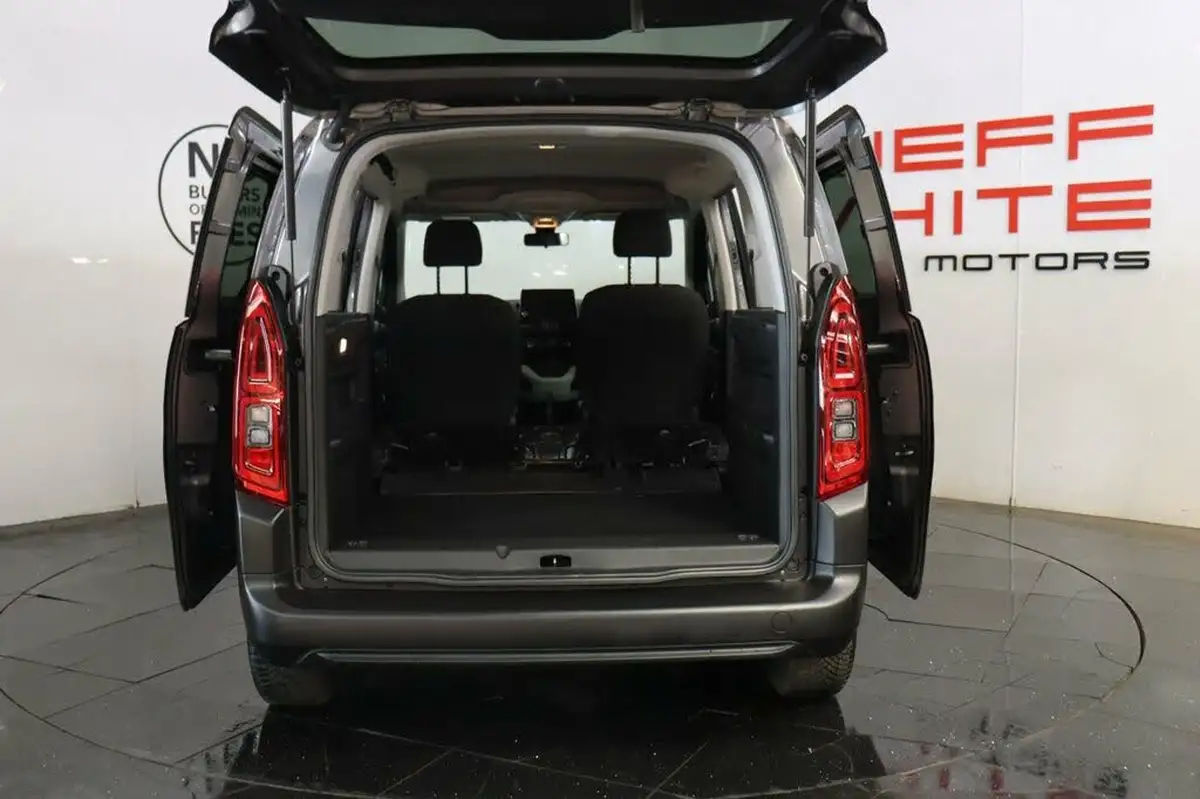 2019-citroen-berlingo-12-puretech-feel-m-size-big-16