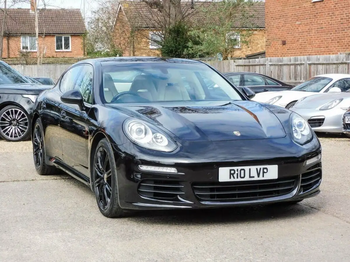 2014-porsche-panamera-30td-big-5