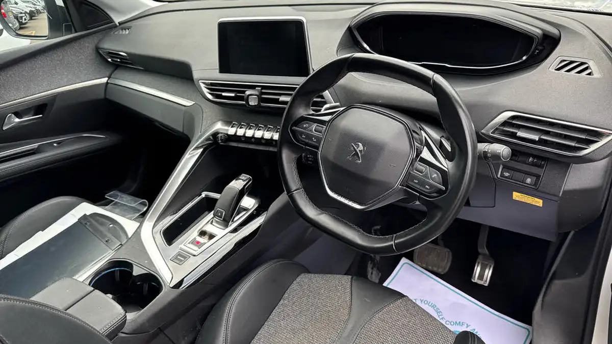 2019-peugeot-5008-suv-15-bluehdi-allure-eat8-big-10