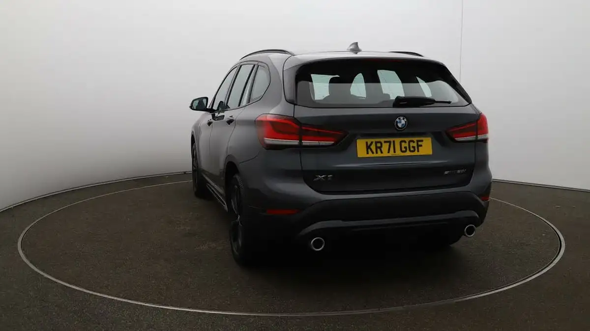 2021-bmw-x1-20-sdrive20i-sport-big-53