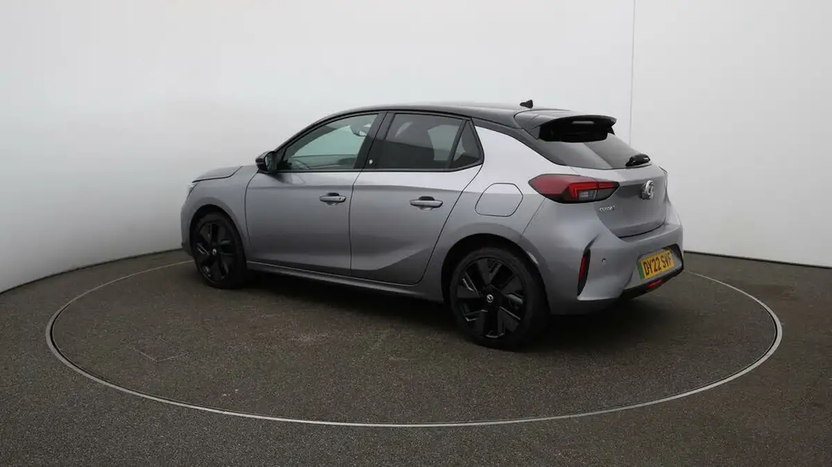 2022-vauxhall-corsa-e-sri-premium-big-33