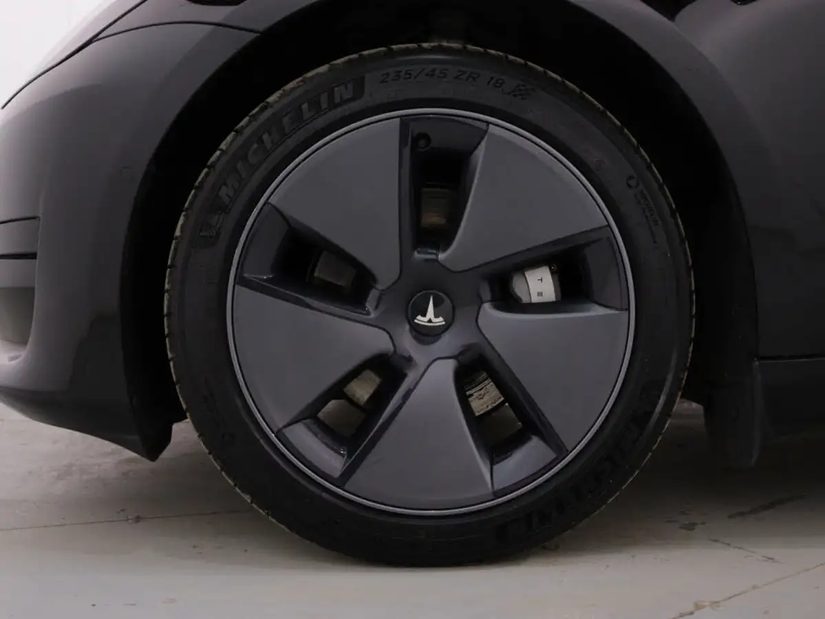 2021-tesla-model-3-e-standard-plus-big-10