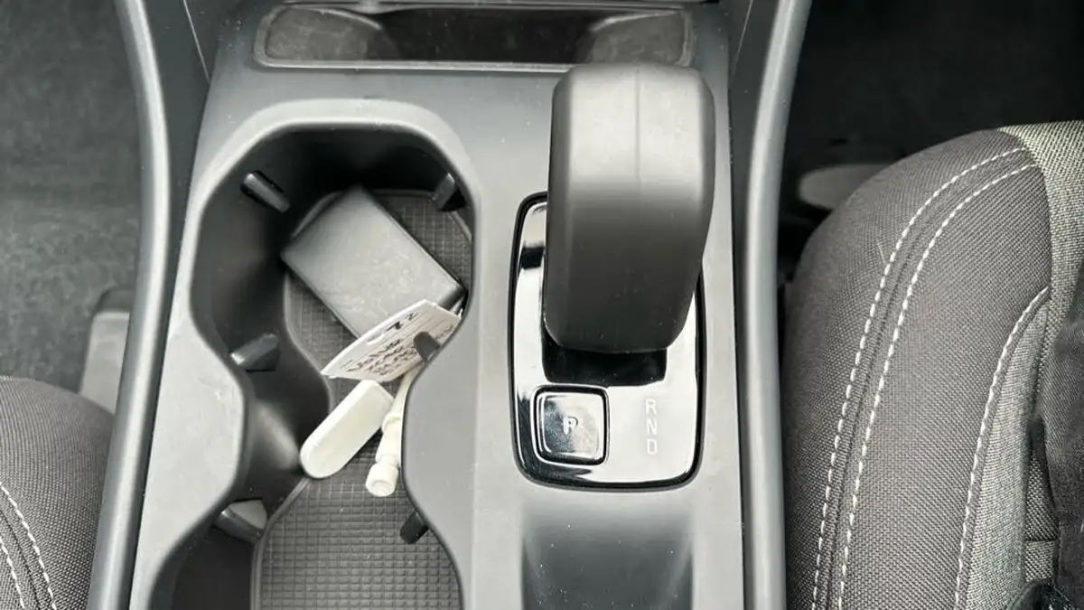 2023-volvo-xc40-20-b3-core-big-41