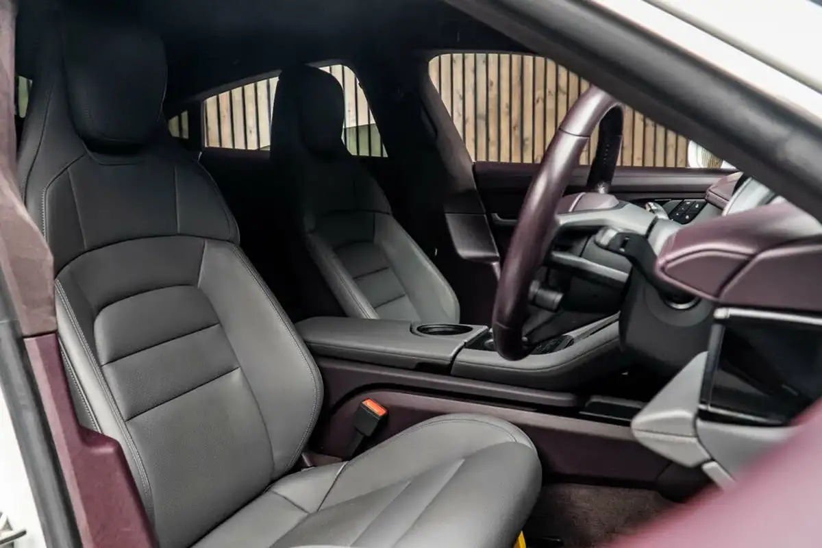 2021-porsche-taycan-e-turbo-performance-battery-plus-big-1