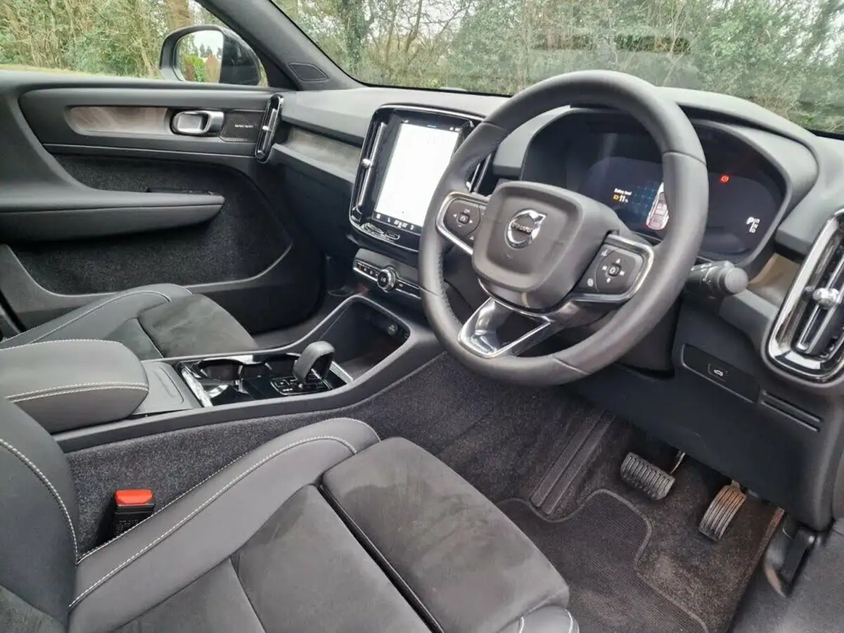 2023-volvo-c40-e-recharge-ultimate-228bhp-big-23