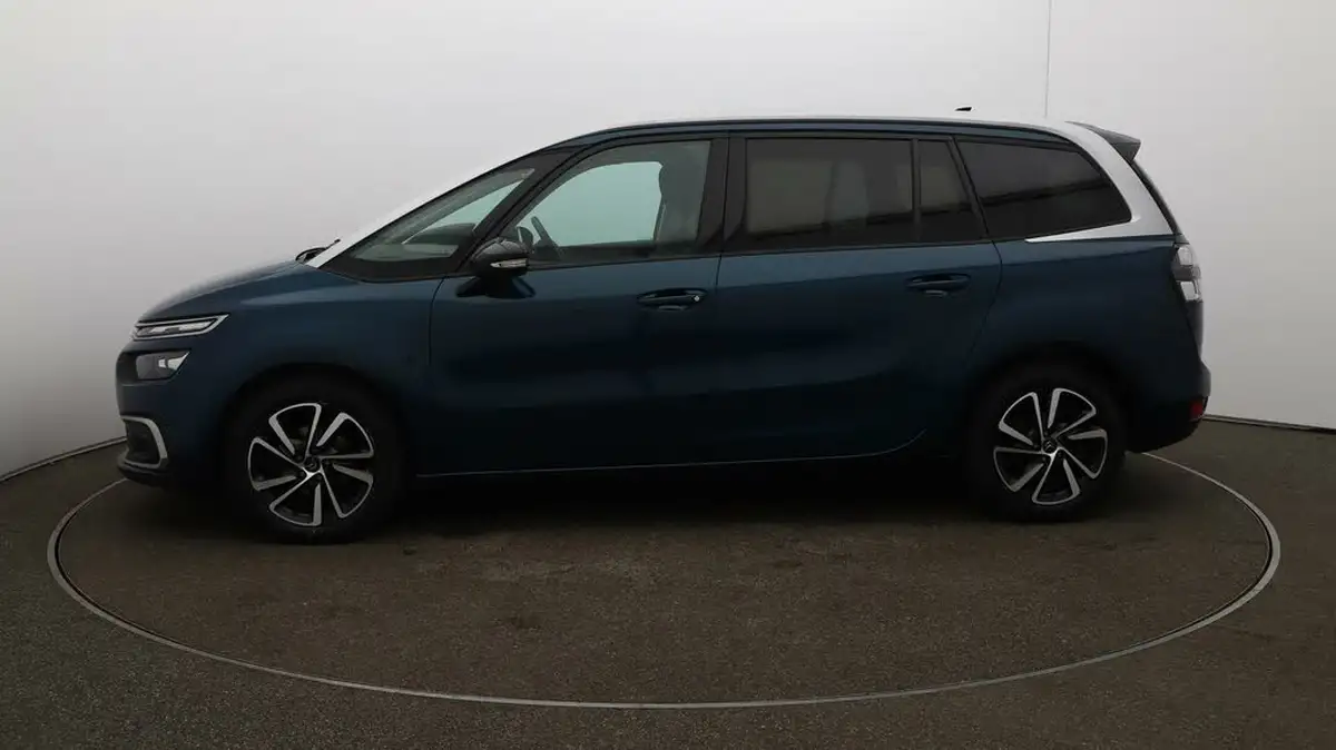 2022-citroen-grand-c4-spacetourer-15bluehdi-shine-big-64