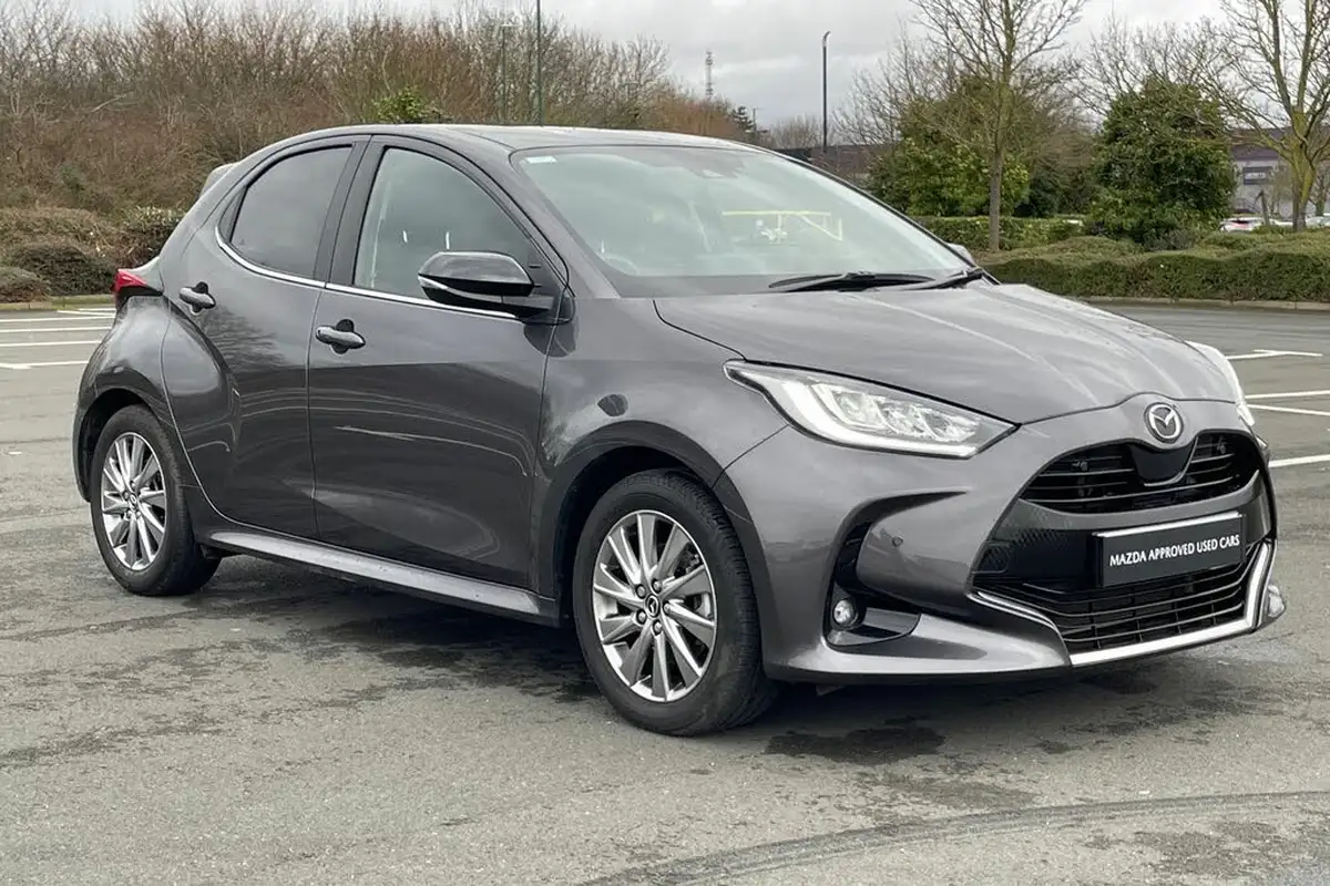 2022-mazda-mazda2-15-select-big-19