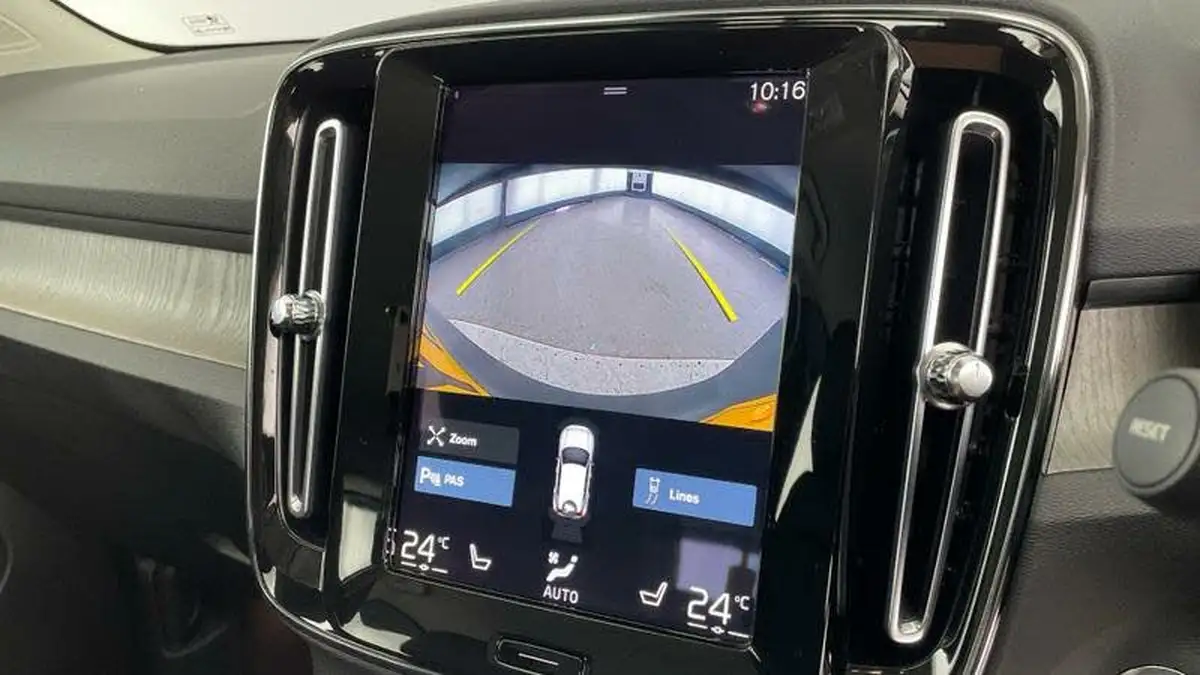 2021-volvo-xc40-20-b4-inscription-pro-194bhp-auto-big-13