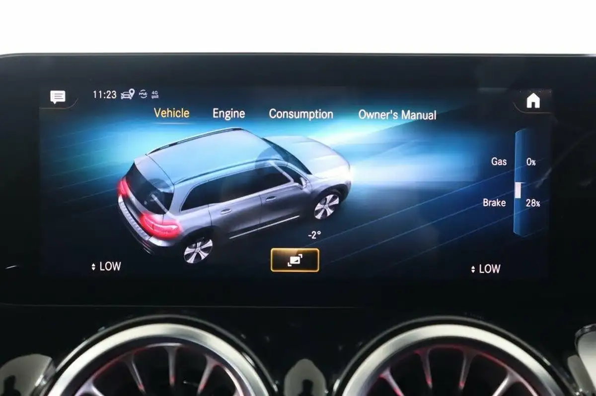 2022-mercedes-benz-glb-class-13-glb200-amg-line-premium-7g-tronic-big-49
