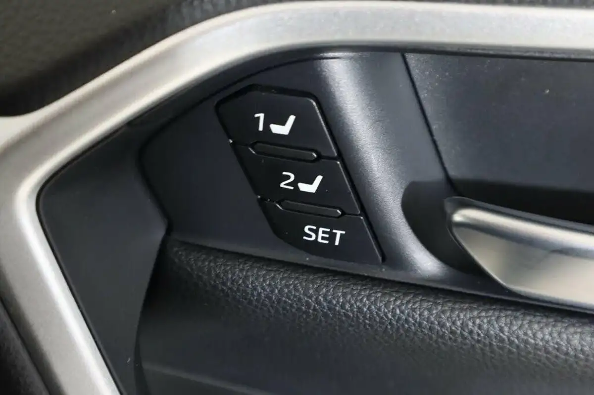 2020-toyota-rav4-25-vvt-i-excel-219bhp-big-26