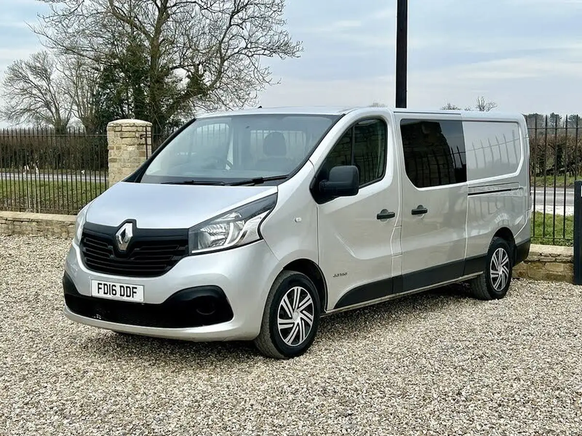 2016-renault-trafic-16dci-ll29-120-business-energy-crew-6-seats-big-21