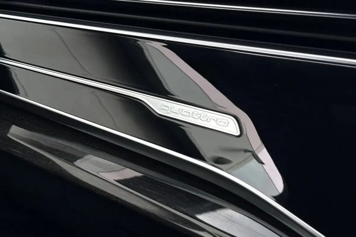 2022-audi-q7-30-55-tfsi-black-edition-big-54