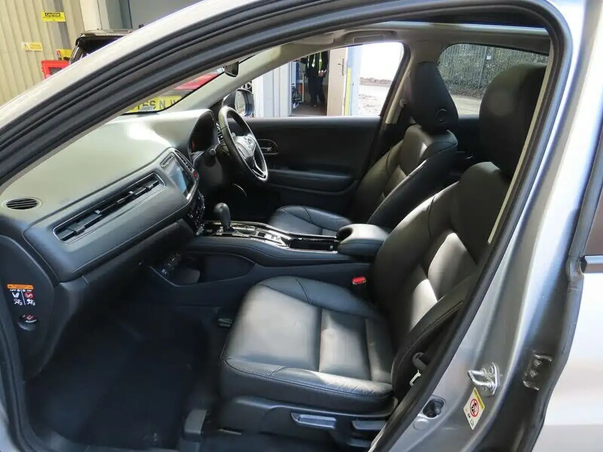 2018-honda-hr-v-15-i-vtec-ex-cvt-big-9