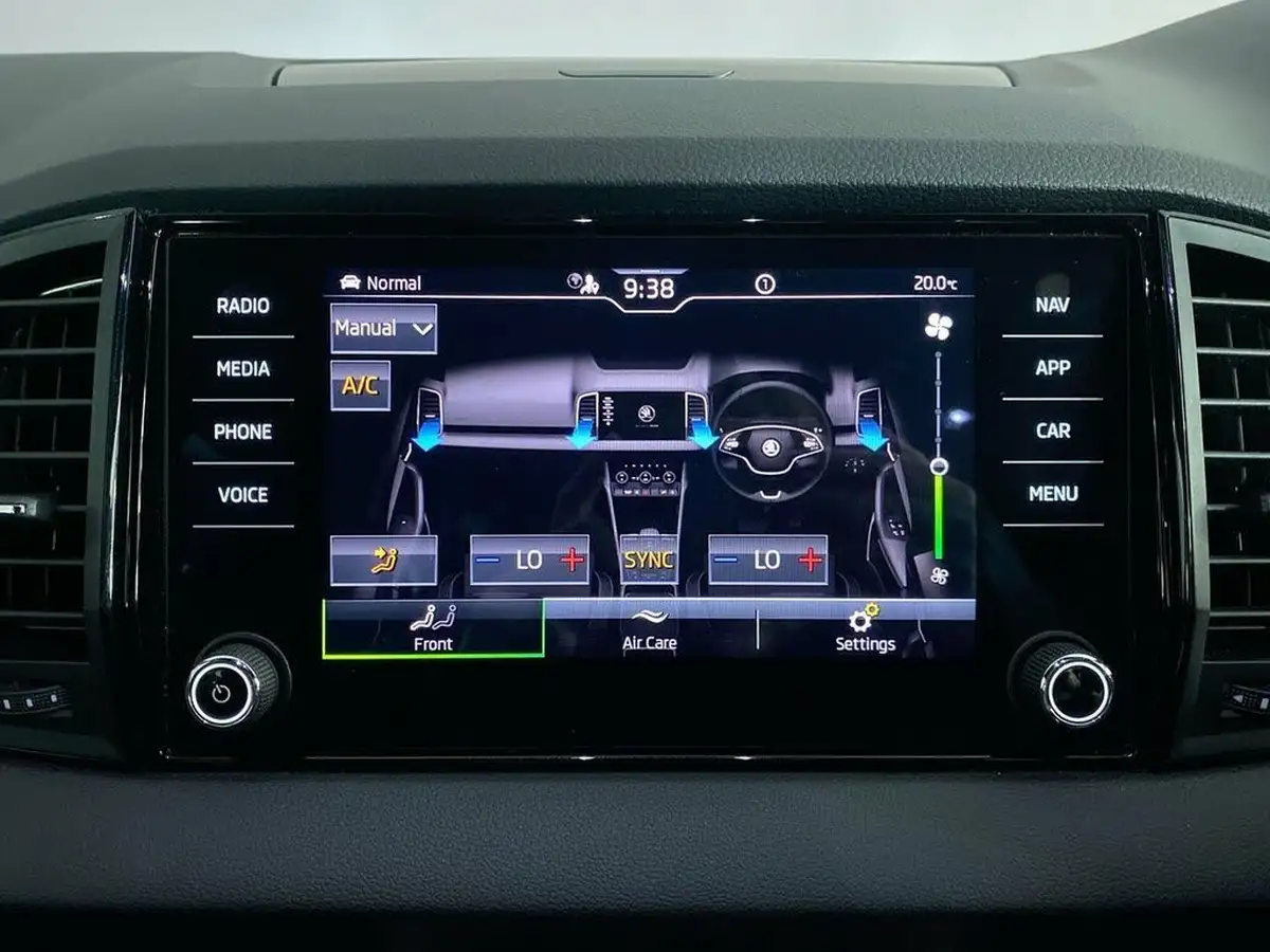 2021-skoda-karoq-15-tsi-sportline-dsg-big-30