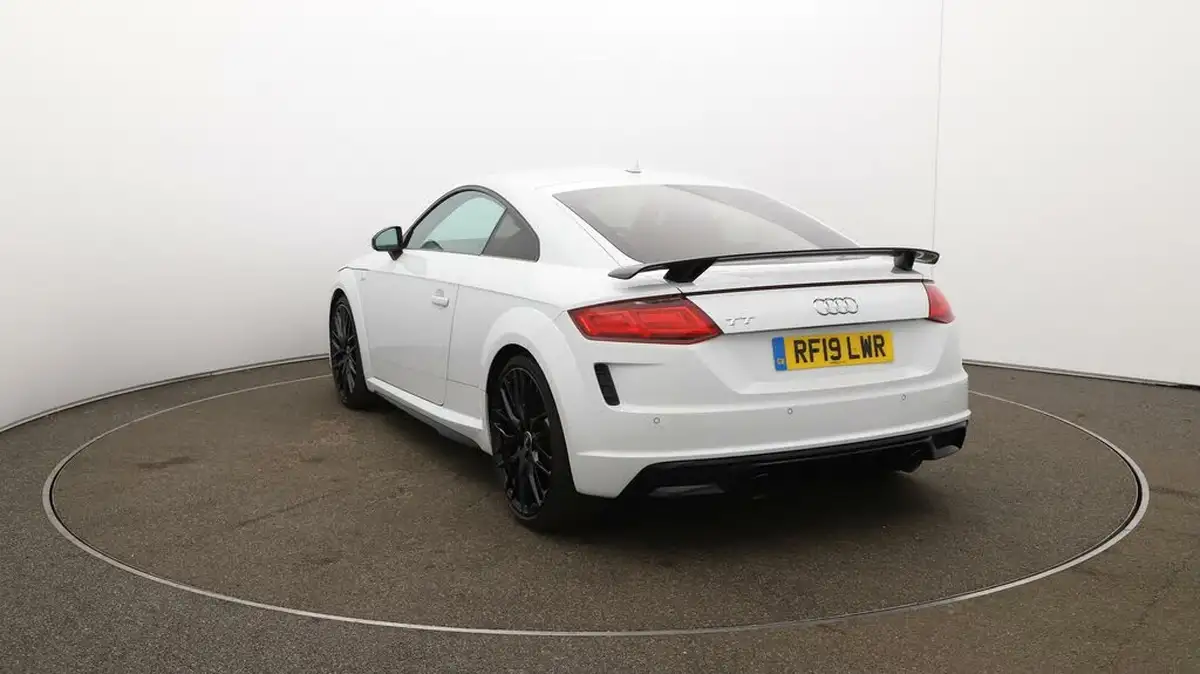 2019-audi-tt-coupe-20-40-tfsi-black-edition-big-50