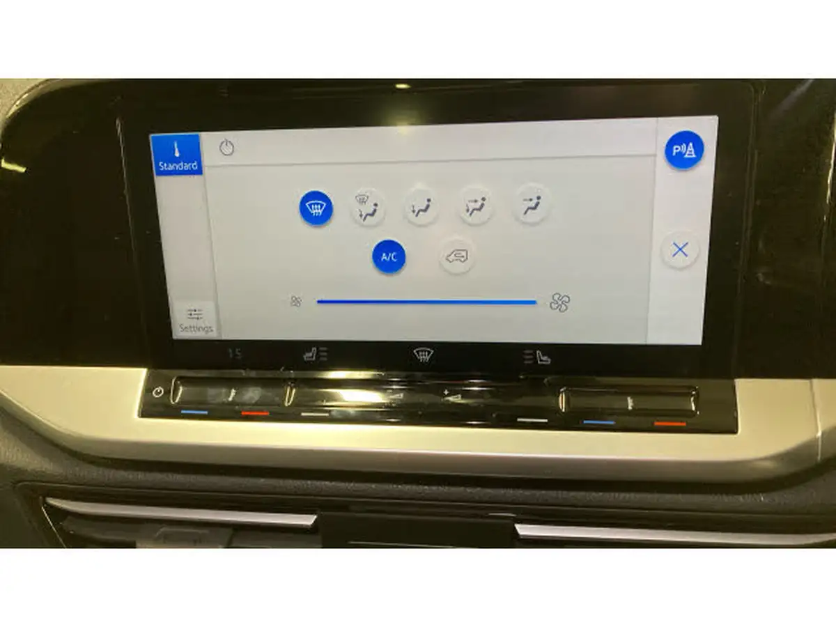 2023-ford-tourneo-connect-20-titanium-big-36