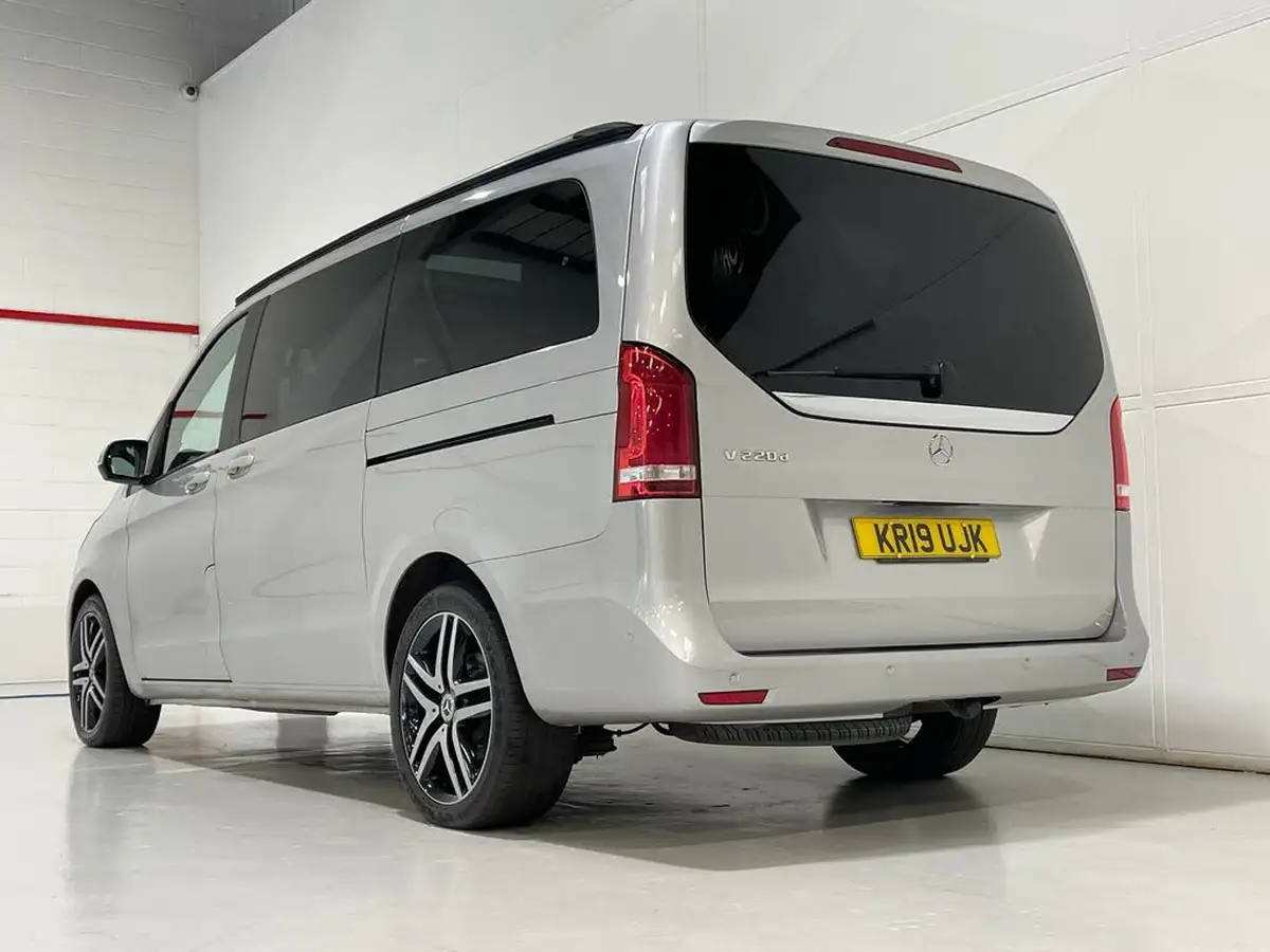 2019-mercedes-benz-v-class-21d-v220d-sport-big-41